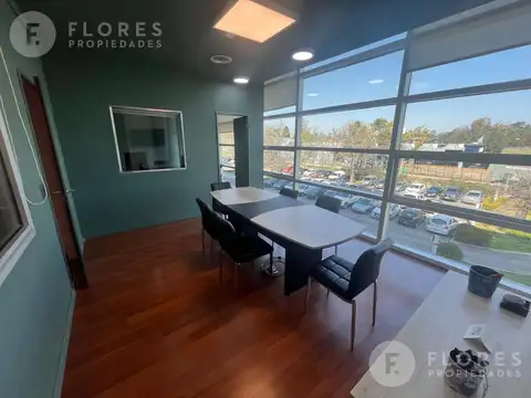 Flores Prop., Edificio Bureau, Oficina en Alquiler - Pilar