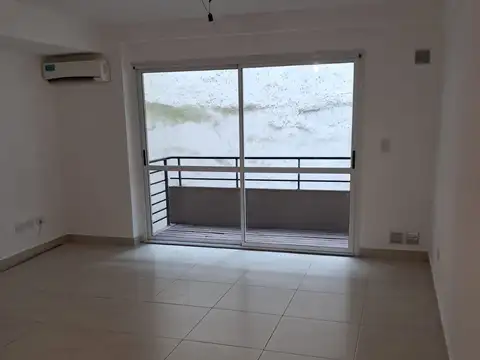 INCLAN 2500, Piso 3