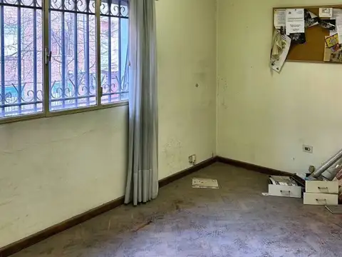 Casa de 251 m² ideal oficinas o consultorios en Nueva Córdoba, calle Perú