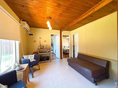 CASA EN VENTA CON PILETA EN AZUL, BUENOS AIRES