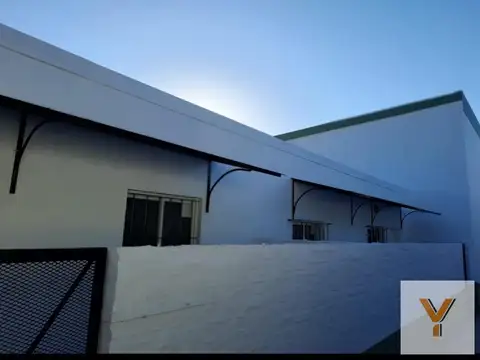 Depto Tipo Casa en Venta 8 años