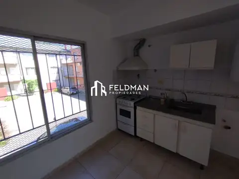Departamento en Alquiler en Moron, $ 400.000