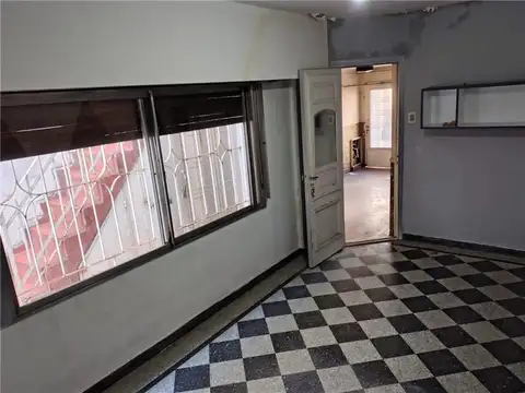 Depto Tipo Casa en Alquiler 45 años