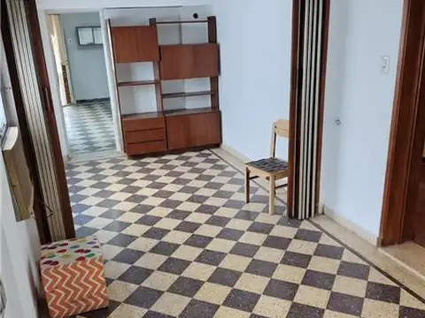 Depto Tipo Casa en Alquiler con 1