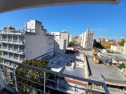 Departamento en Alquiler en Abasto, $ 590.000