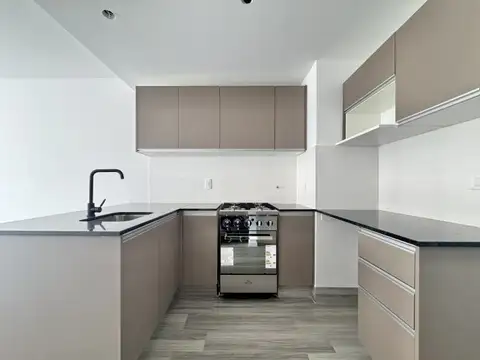 ALQUILER. MONOAMBIENTE DE CATEGORIA. AMENITIES