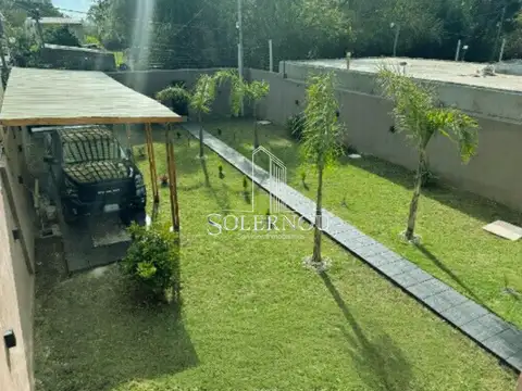 Casa 5 ambientes con 2 baños