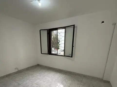 Bº Infico Arnoldi , Piso 1º