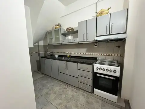 Depto Tipo Casa en Alquiler de 2 dormitorios