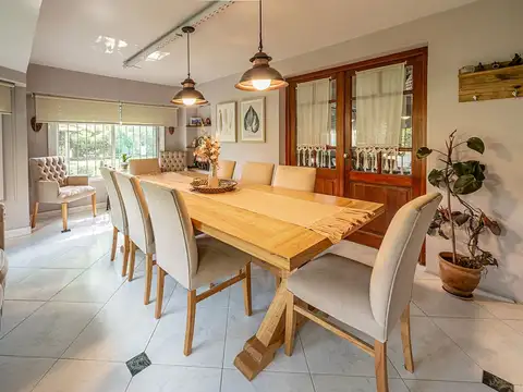 Casa en Venta de 5 dormitorios