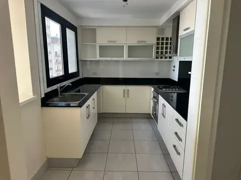 Departamento 3 ambientes con 2 baños