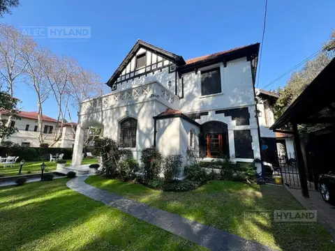CASA EN VENTA EN OLIVOS, VICENTE LOPEZ