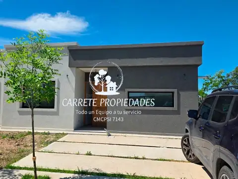 Casa en venta de 3 dormitorios lote central. Pilar del Este - Santa Lucia