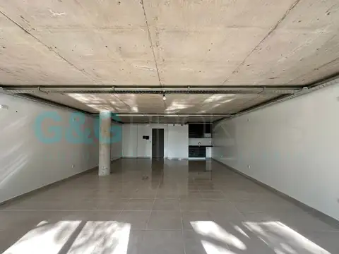 Martín Fierro 3507, Leloir Plaza