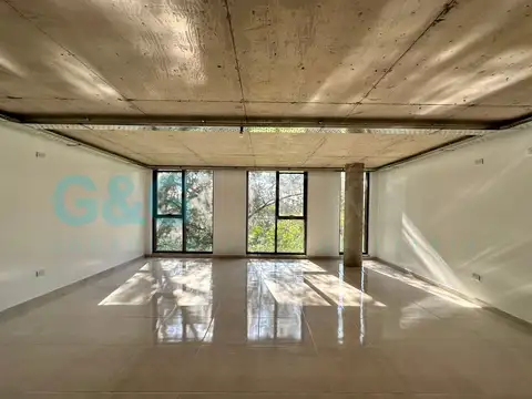 Martín Fierro 3507, Leloir Plaza