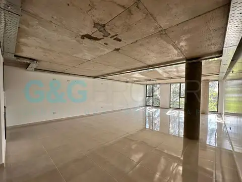Oficina en Alquiler en Barrio Parque Leloir, USD 900