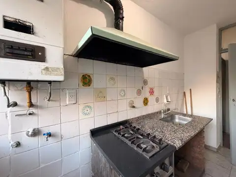 TRES AMBIENTES EN ALQUILER EDIFICIO 27