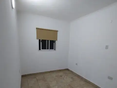 Depto Tipo Casa en Alquiler de 2 ambientes