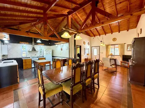 Casa 3 ambientes con 1 baño