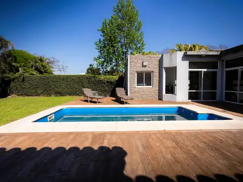 Casa en venta 5 ambientes Ciudad Evita