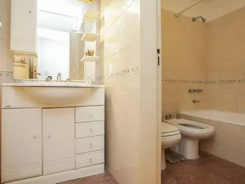 Departamento 3 ambientes con 2 baños