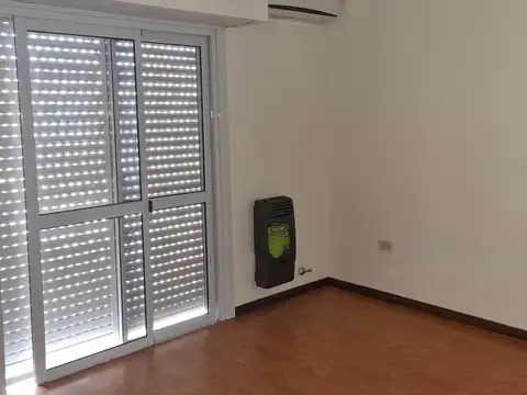 Departamento en Alquiler en Centro  - Campana, $ 650.000