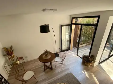 Depto Tipo Casa 2 ambientes con 2 baños