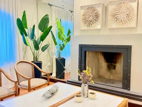 CASA EN VENTA JOCKEY CLUB