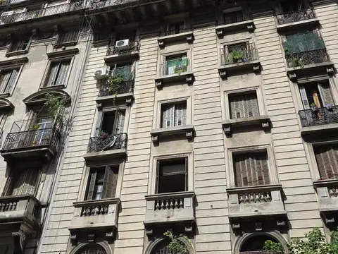 Departamento en Venta 80 años