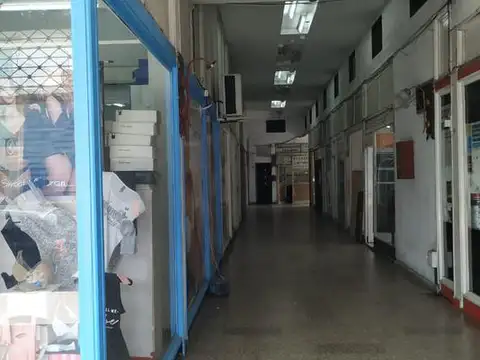 Local en Venta en Valentin Alsina, USD 50.000