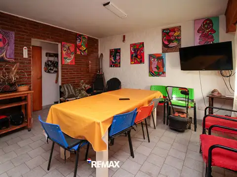 Casa en Venta con 1 cochera