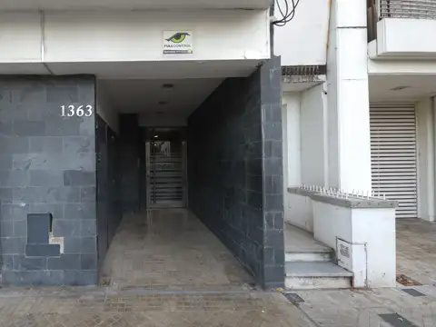 Juan B Justo  al 1300