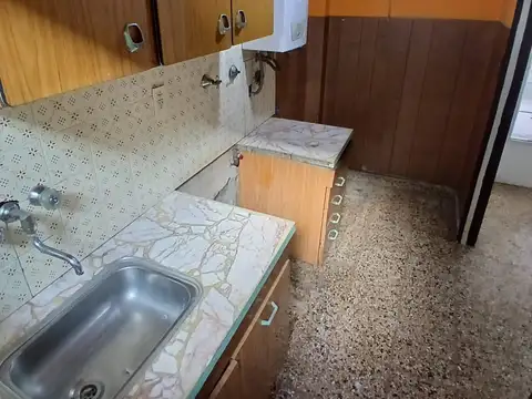 Depto Tipo Casa 2 ambientes con 1 baño