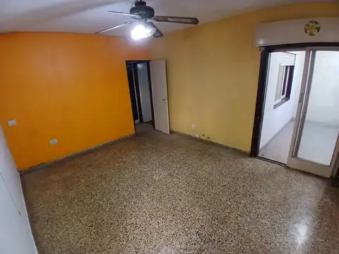 Depto Tipo Casa en Alquiler de 1 dormitorio