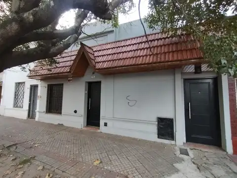 Casa 2 ambientes Cocina Independiente Patio con Parrilla y Terraza