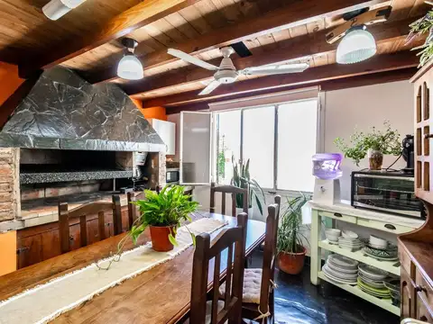 Depto Tipo Casa en Venta en Flores, USD 297.000