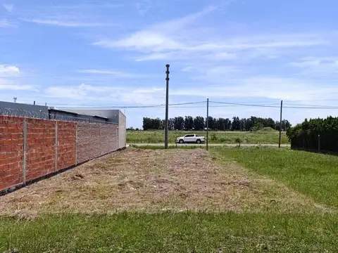 LOTE EN BARRIO MARTELOSSI.RECONQUISTA