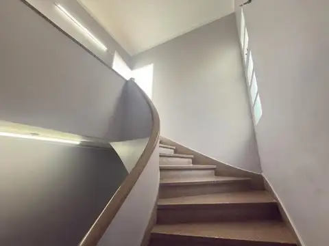 Depto Tipo Casa en Venta de 2 ambientes