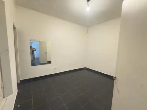 Depto Tipo Casa en Venta 40 años