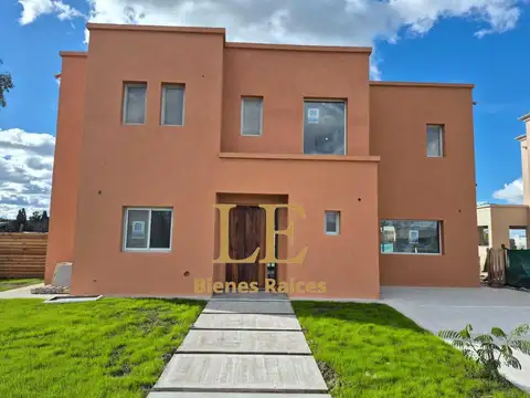 Venta en Oportunidad casa en Pilar del Este, Pilar