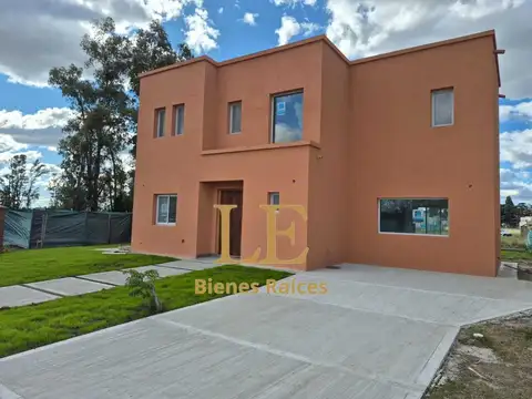 Casa en Venta en Pilar Del Este, USD 198.000