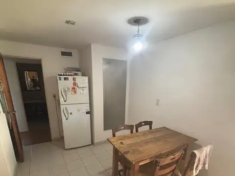Departamento en Venta en Olivos Vias/Rio, USD 335.000
