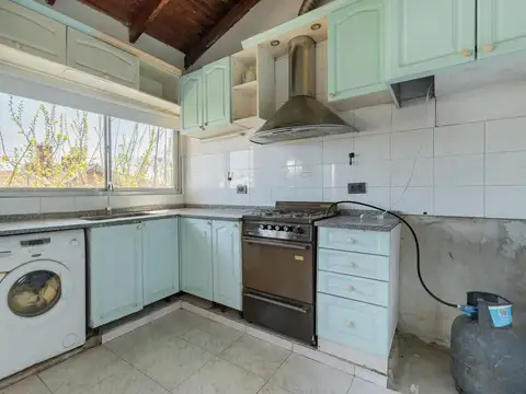 Depto Tipo Casa en Venta de 4 ambientes