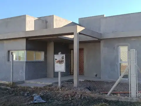Venta casa a estrenar- apta credito-Plottier