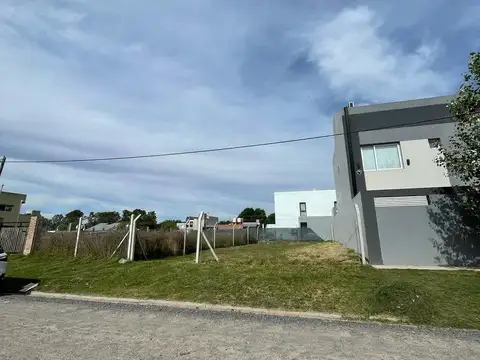 Terreno en Venta en Joaquín Gorina, USD 35.000