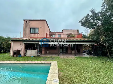 Casa en Venta de 4 dormitorios