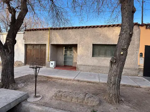 España  al 1100 Godoy Cruz