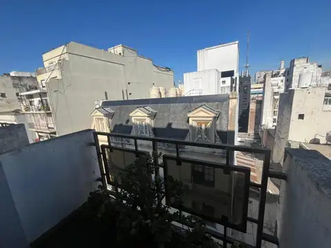 VENTA Monoambiente con balcon BALVANERA