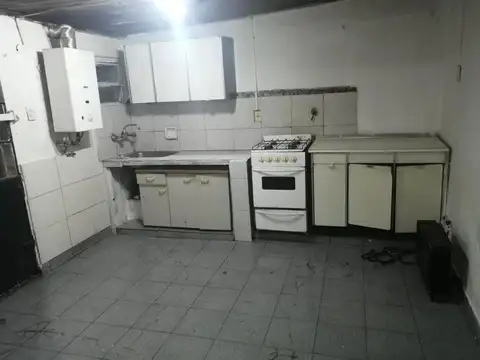 Casa 2 ambientes con 5 baños
