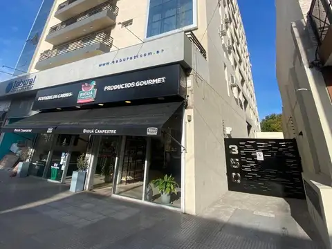 Cochera en alquiler en centro de Ituzaingo